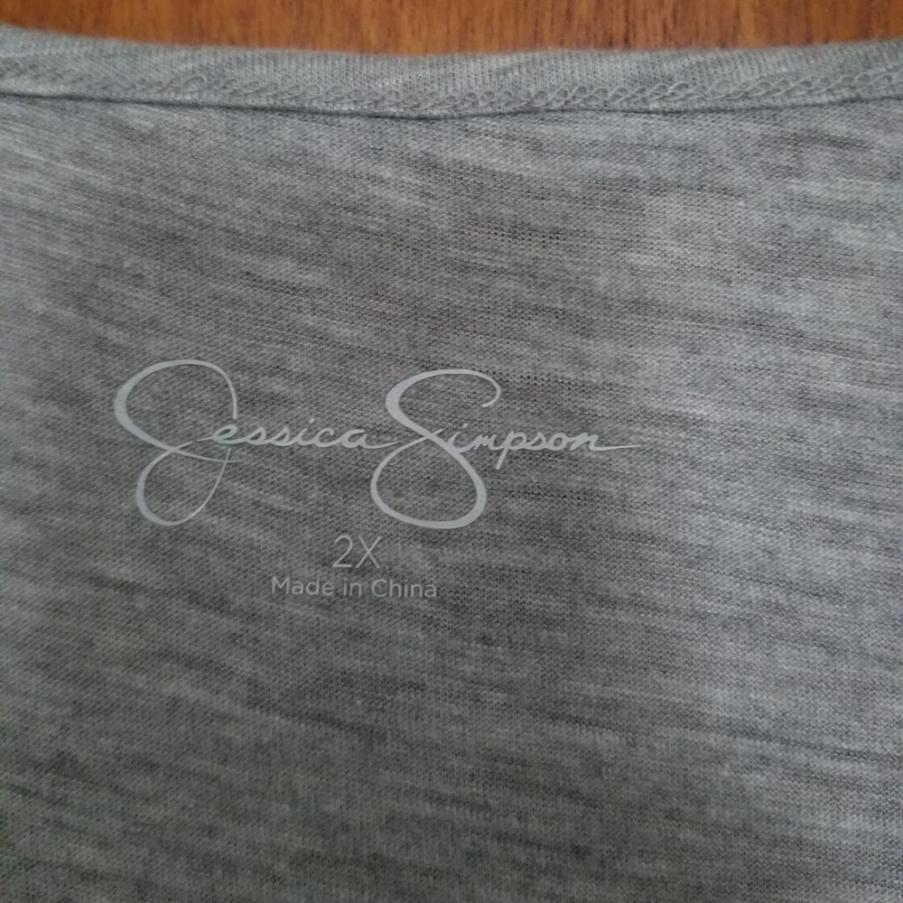 Top/Tee - Picture 5 of 5
